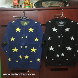 Áo khoác len ngôi sao