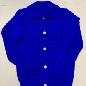 Áo len đan tay màu xanh dương