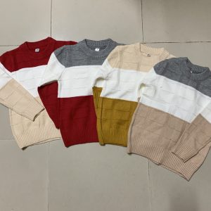 Áo len cổ tròn bé trai
