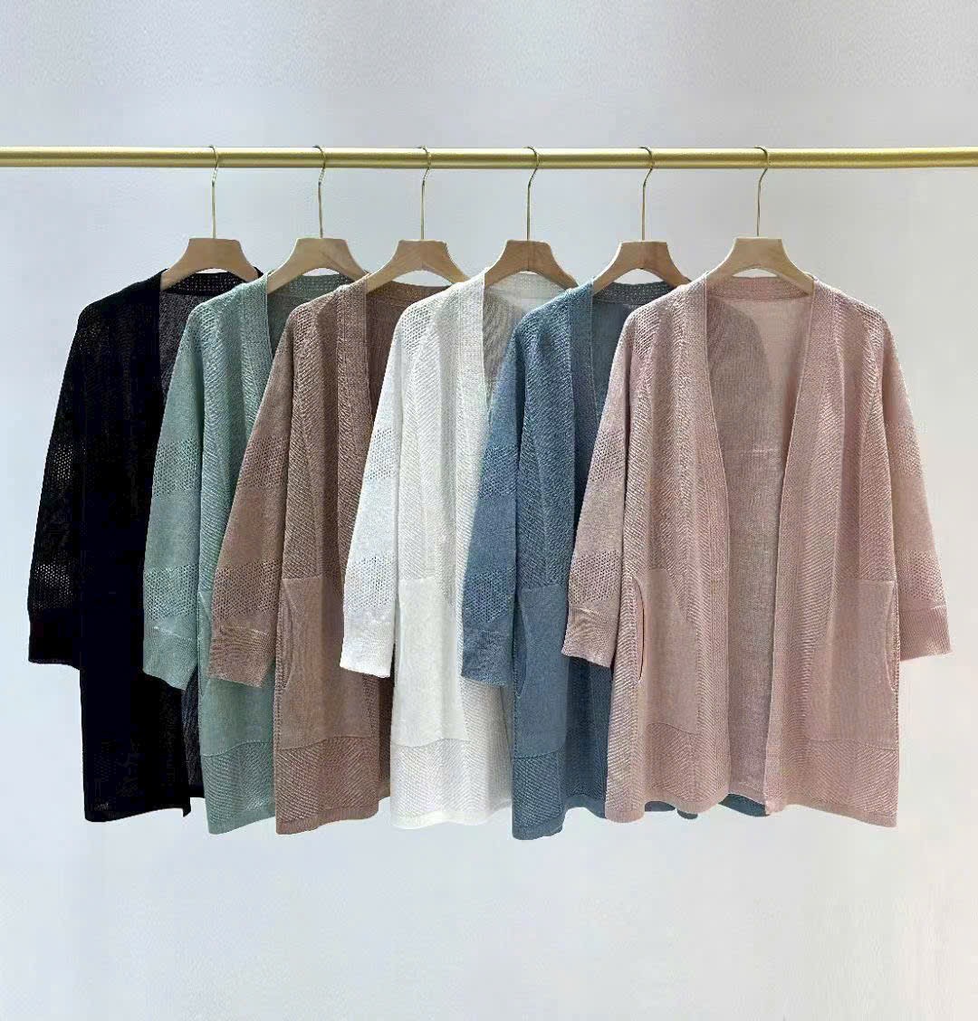 Áo len mỏng phom dài